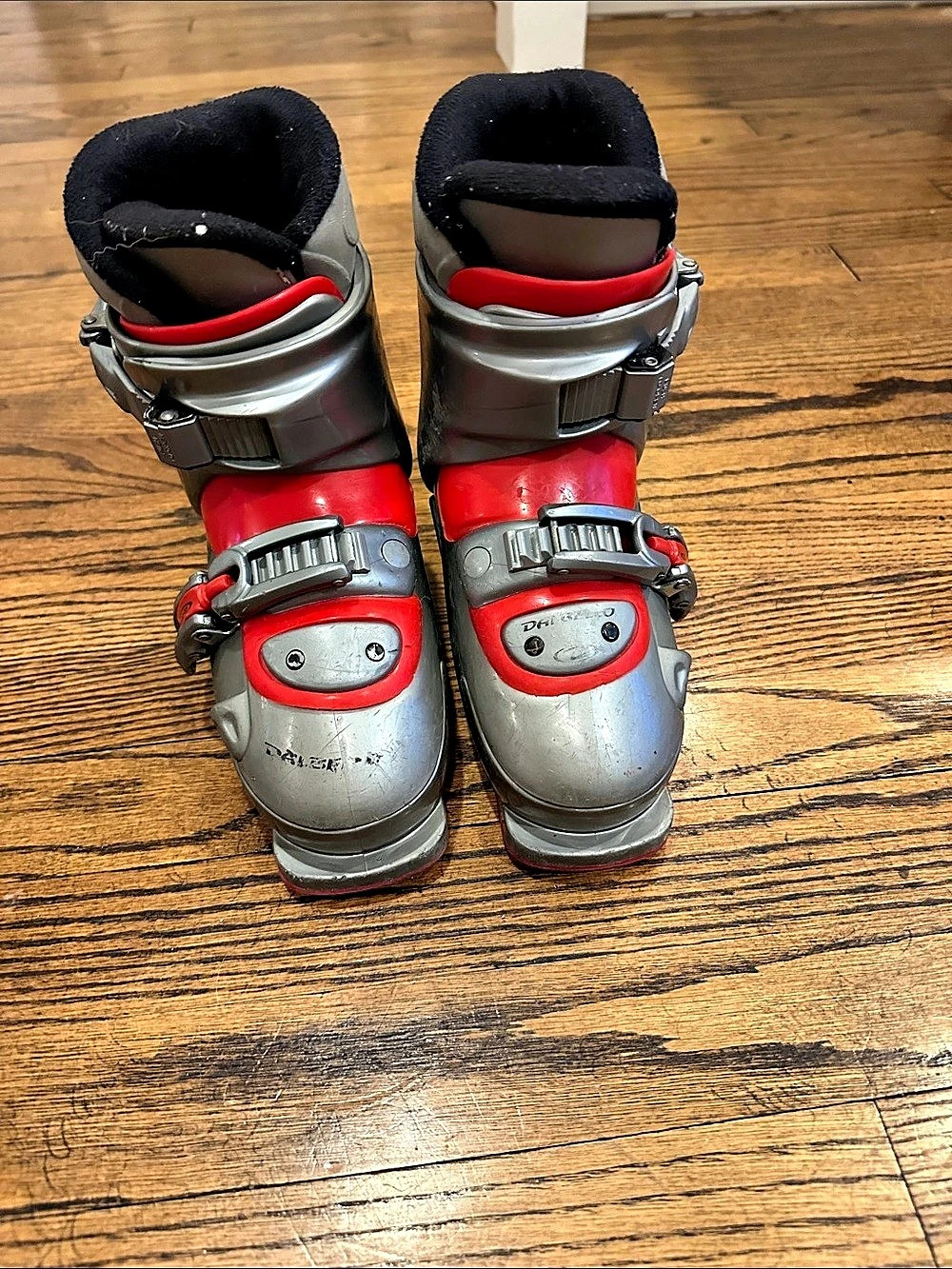 Kids ski boots Size 19.5 Mondo